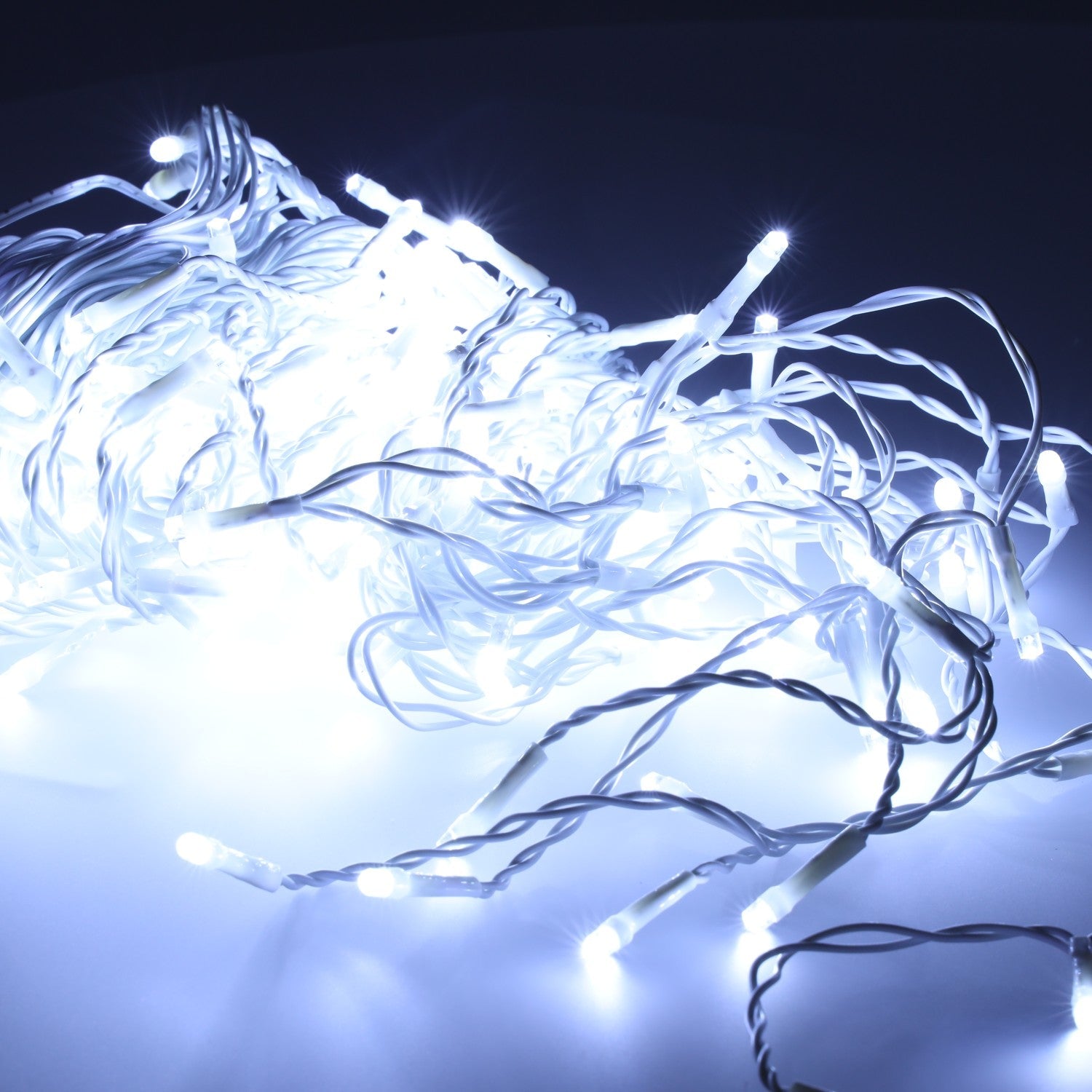 Kurtyna SOPLE 200LED z kontrolerem + dodatkowe gniazdo lampki zewnętrzne - LAITICA