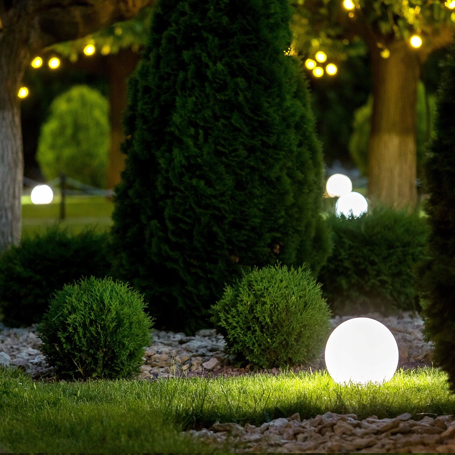 Lampa Ogrodowa Kula Świetlna 38cm na E27 - LAITICA