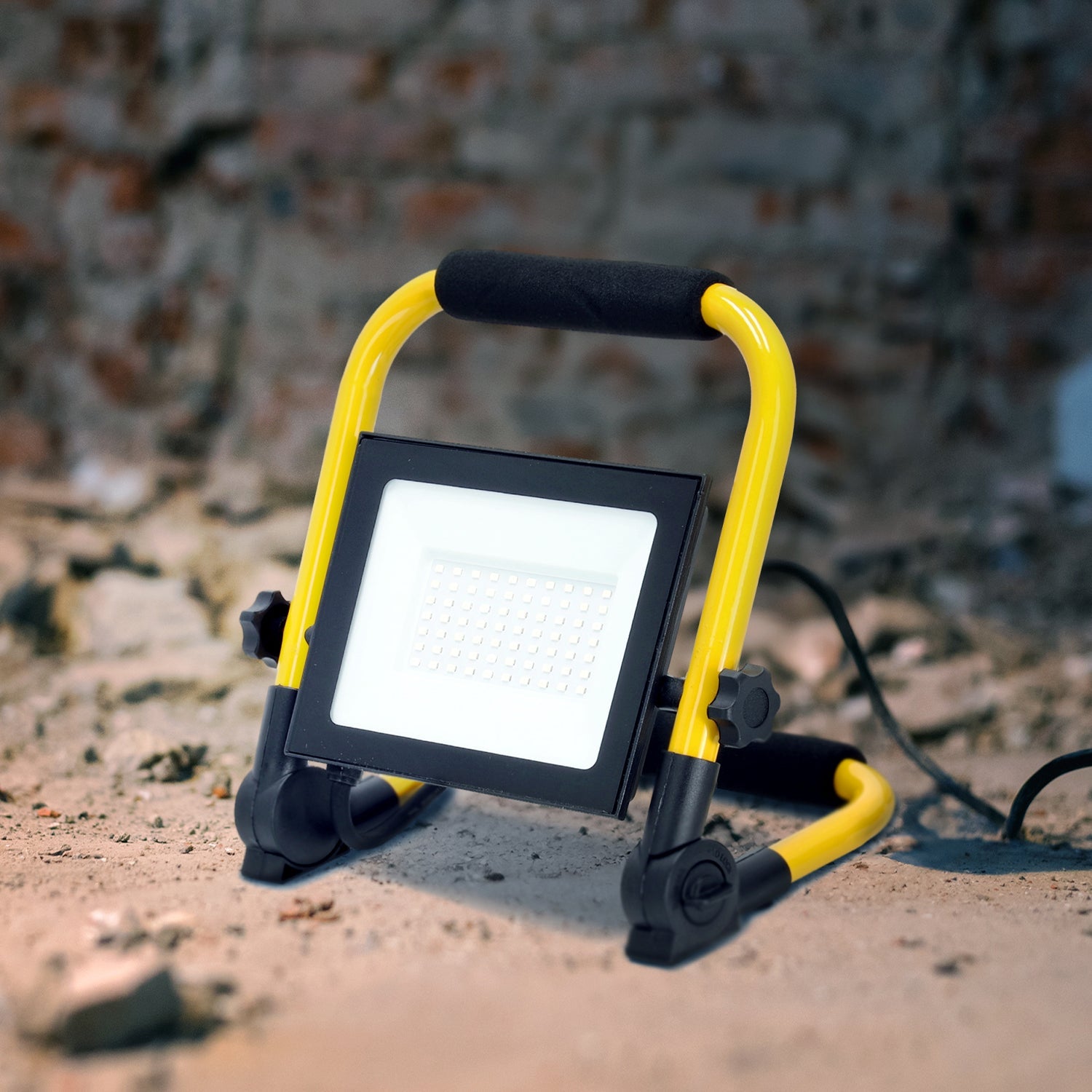 Naświetlacz LED przenośny 50W warsztatowy roboczy 4250lm IP54 4000K - LAITICA