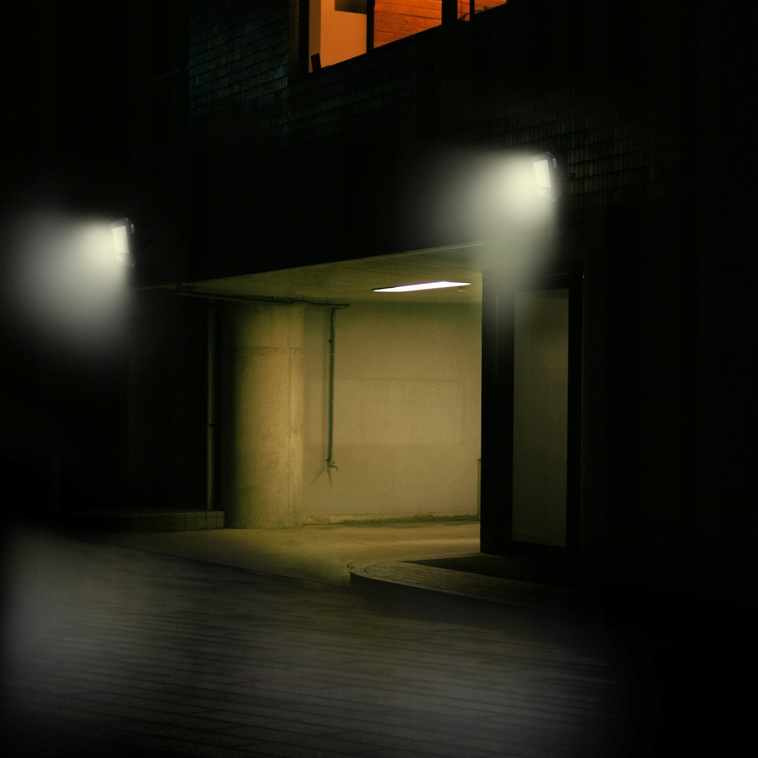 Naświetlacz LED Solarny 30W z Czujnikiem Ruchu Halogen na Pilota PREMIUM - LAITICA