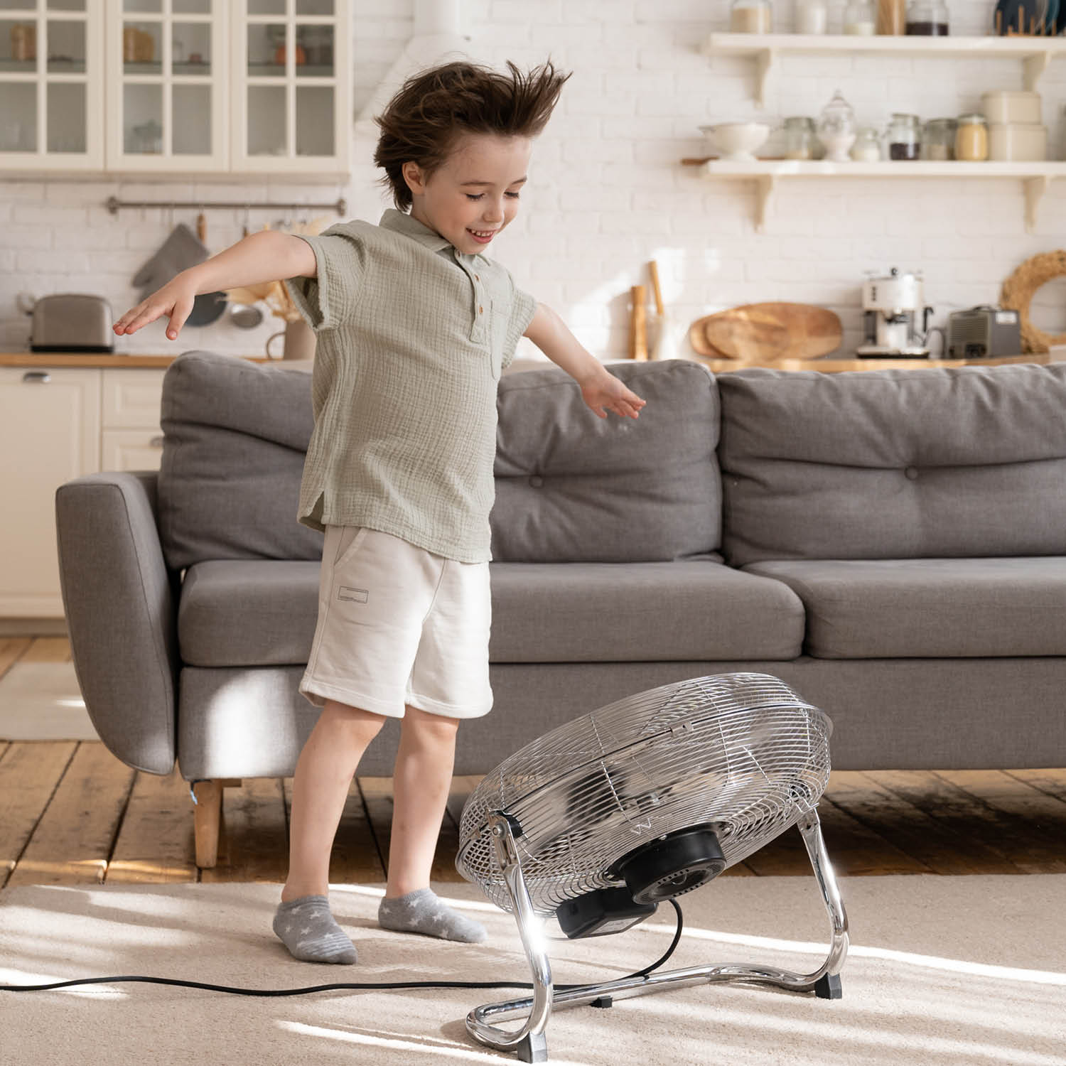 Wentylator podłogowy VENTI 100W srebrny REGULACJA MOCY uchwyt - LAITICA