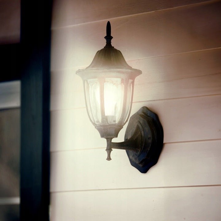 Żarówka LED 9W E27 PREMIUM barwa neutralna 4000K czujnik ruchu i natężenia światła - LAITICA