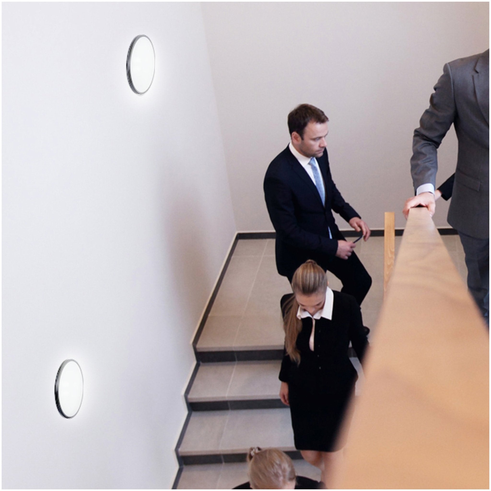 Zestaw oprawa oświetleniowa LUXO czarna + 2x żarówka ledowa LED 7W E27 4000K - LAITICA