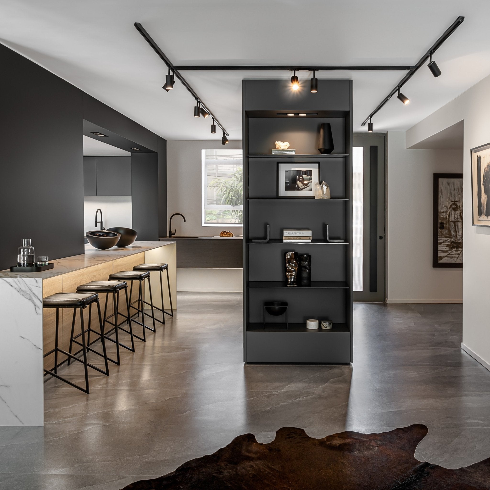 Zestaw szynowy 3 fazowy CZARNY 4x szyna 1m+2m, Łącznik T L+P, 6x reflektor - LAITICA