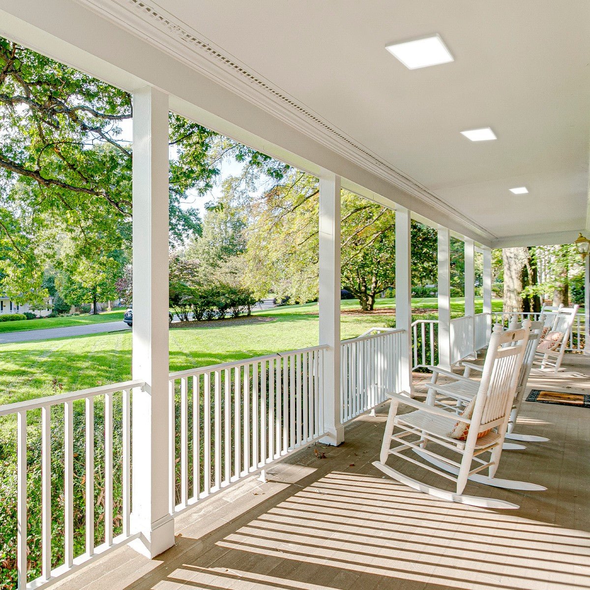 Lampa sufitowa LED 12W z czujnikiem ruchu i zmierzchu, 3 barwy światła, IP54 + pilot - LAITICA