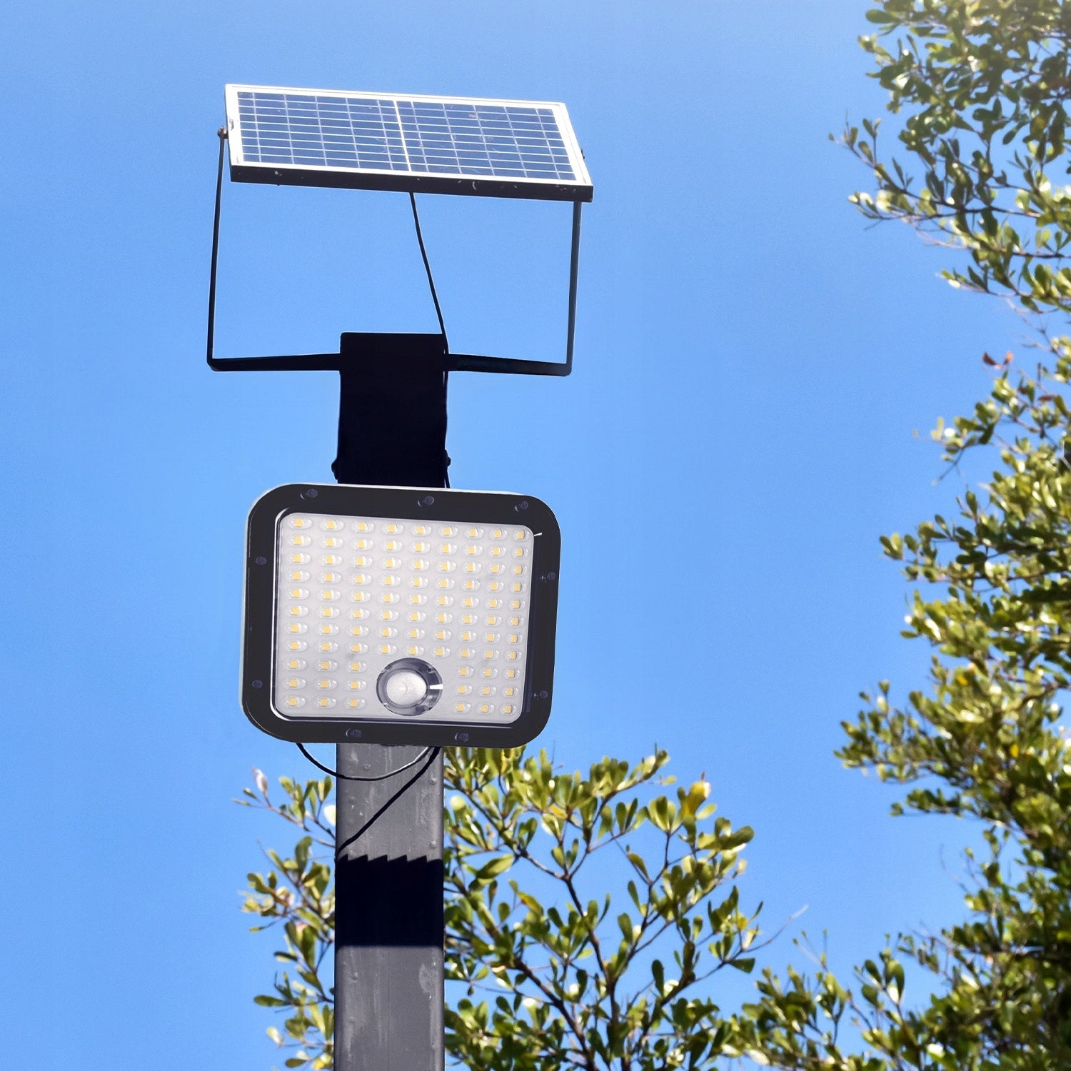 Naświetlacz LED Solarny 30W z Czujnikiem Ruchu Halogen na Pilota PREMIUM - LAITICA