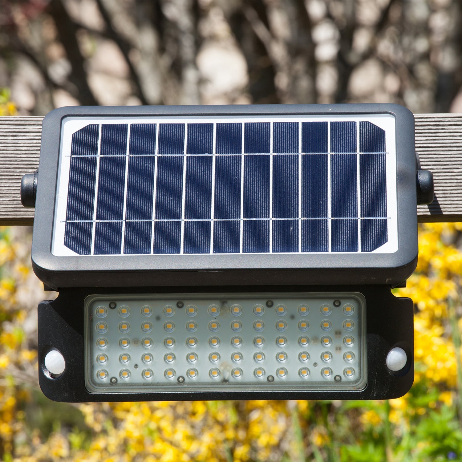 Naświetlacz solarny SUN 10W z czujnikiem ruchu i natężenia światła barwa neutralna biała - LAITICA