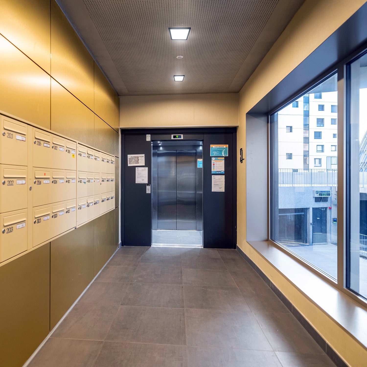 Nowoczesny plafon LED 12W sufitowy kwadratowy IP54 – 3 barwy światła 3000K / 4000K / 6000K | Uniwersalna oprawa LED do łazienki, kuchni i korytarza - LAITICA