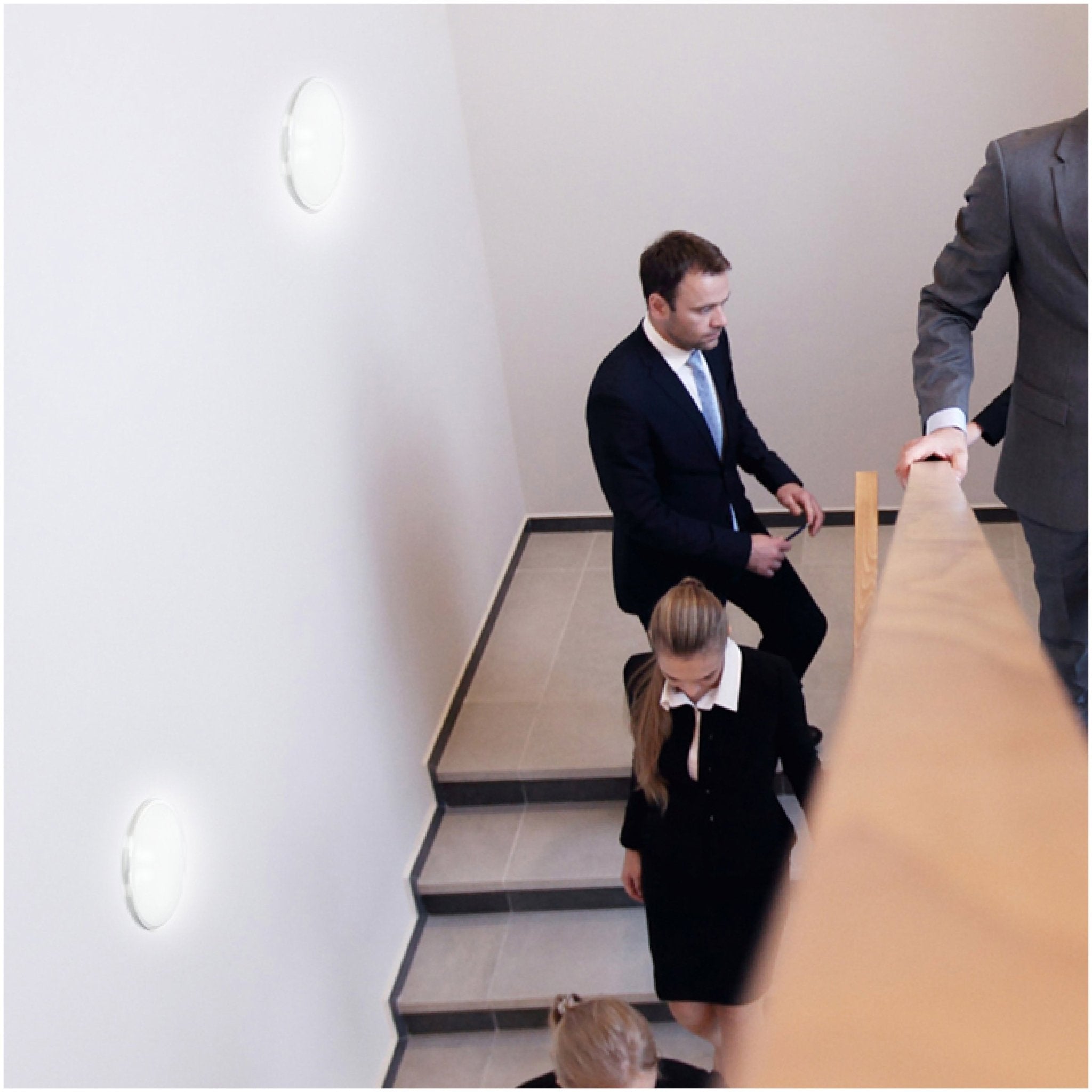 Zestaw oprawa oświetleniowa LUXO chrom + 2x żarówka ledowa LED 7W E27 3000K - LAITICA