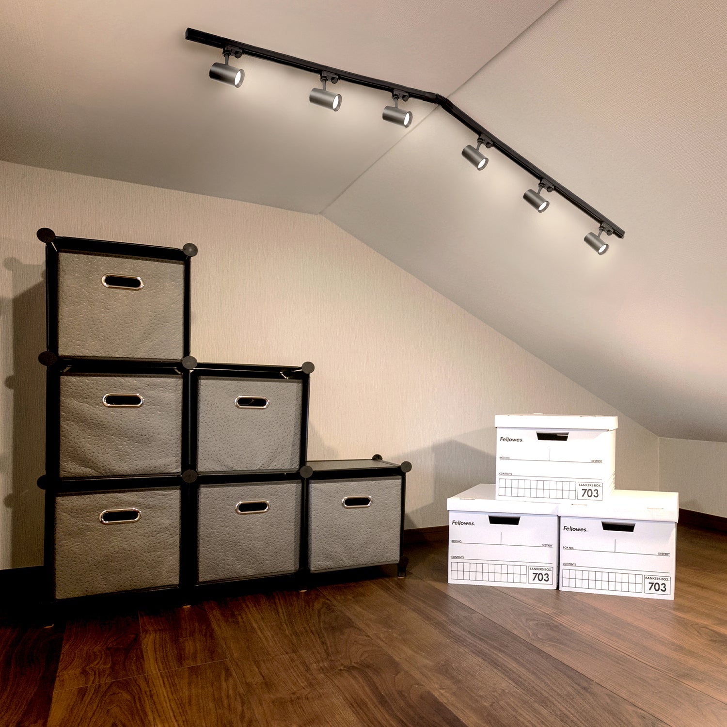 Zestaw szynowy 3 fazowy CZARNY 2x szyna 2m, 6x Reflektor GU10, Łącznik F - LAITICA